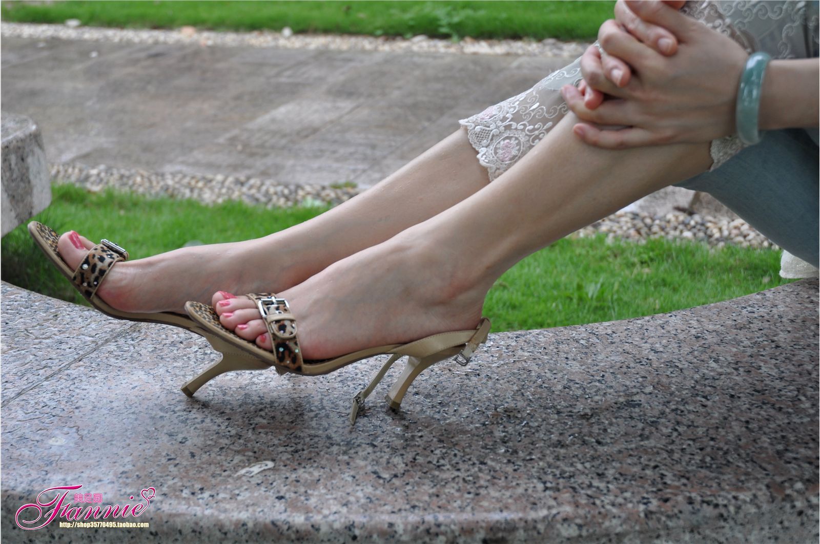 夏日阳光、细雨和微风（3） 芬妮高清丝足